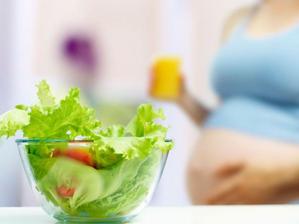 Lee más sobre el artículo Vitamina b9 ¿porqué es tan importante durante el embarazo?