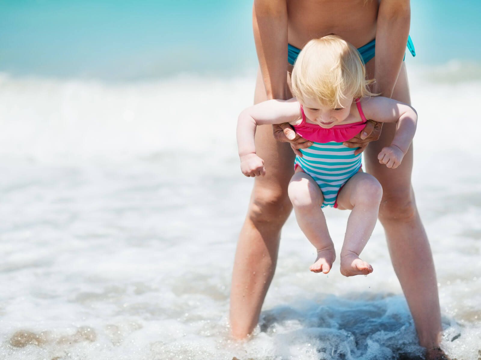 Lee más sobre el artículo 10 cuidados para los más pequeños en verano (II)